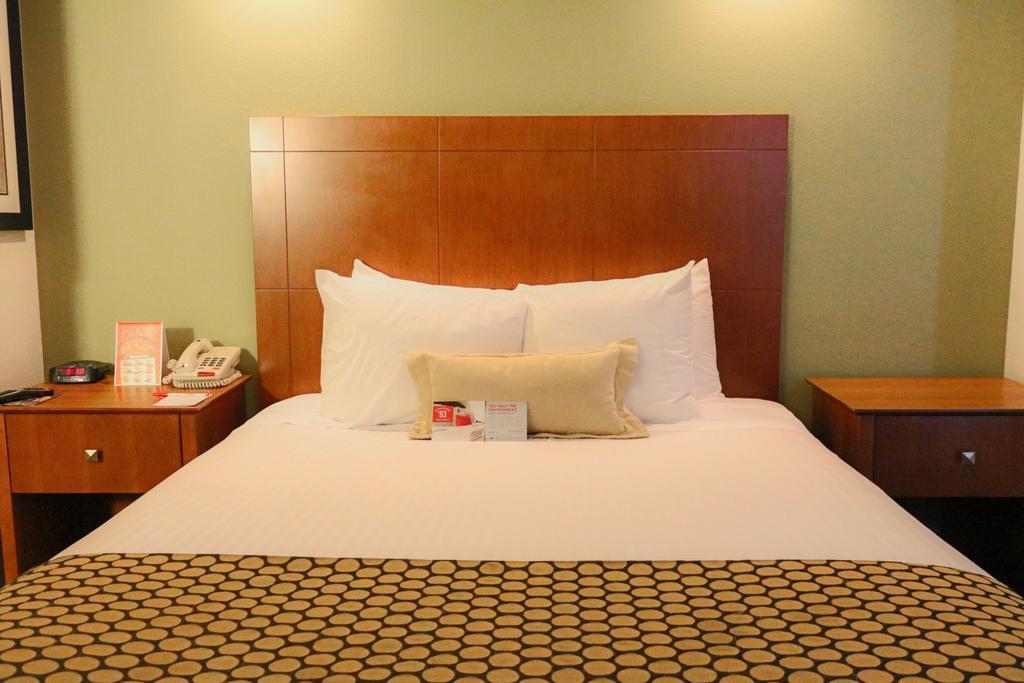 Comfort Inn Marietta-Atlanta Near Ballpark-Galleria Екстер'єр фото